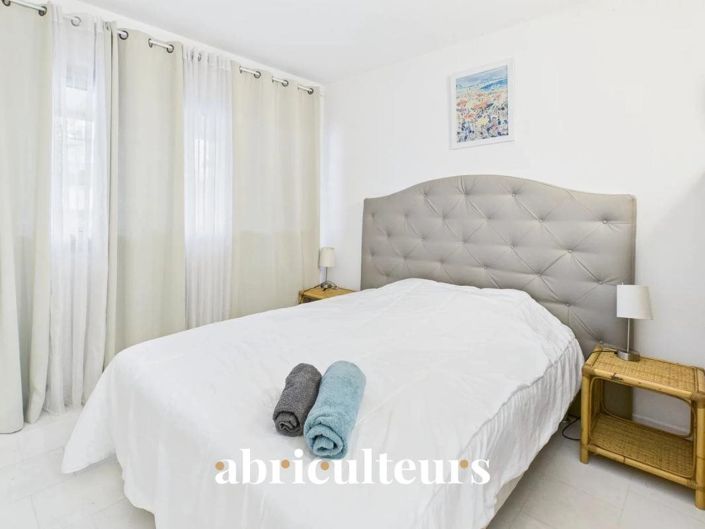 Image No.13-5 Bed Apartment for sale