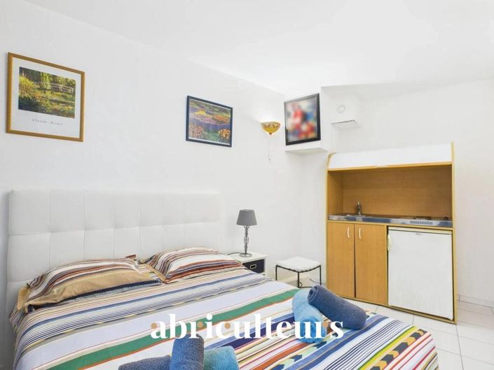 Image No.17-5 Bed Apartment for sale