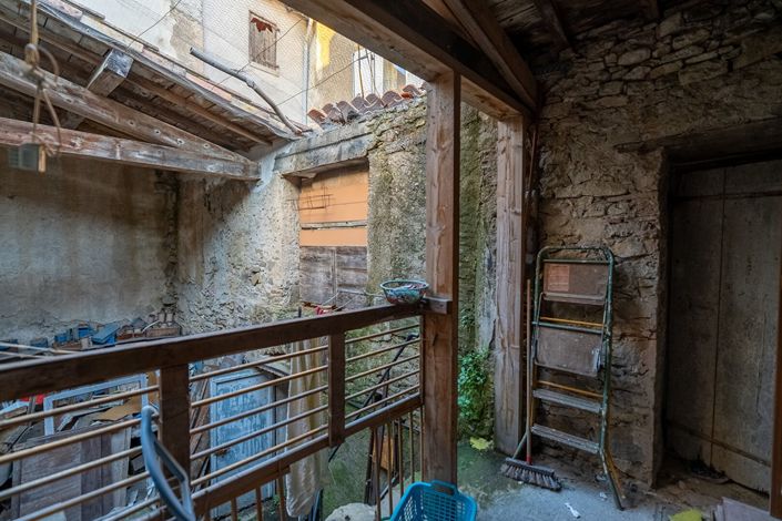 Image No.6-3 Bed House for sale