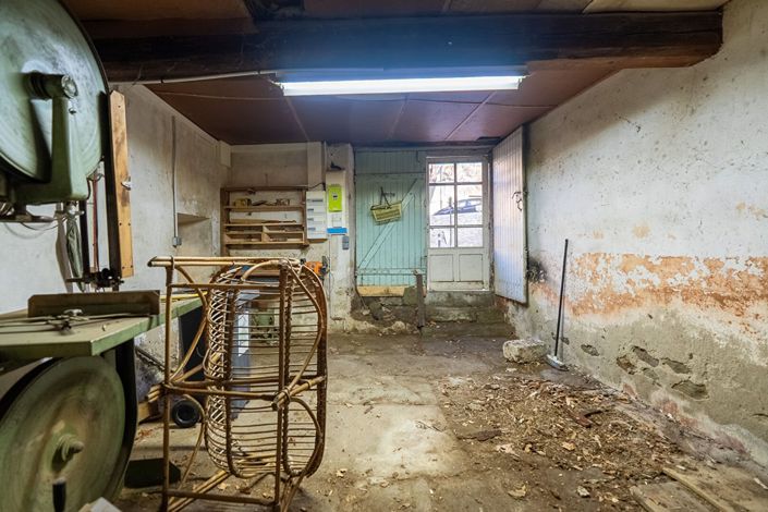 Image No.9-3 Bed House for sale