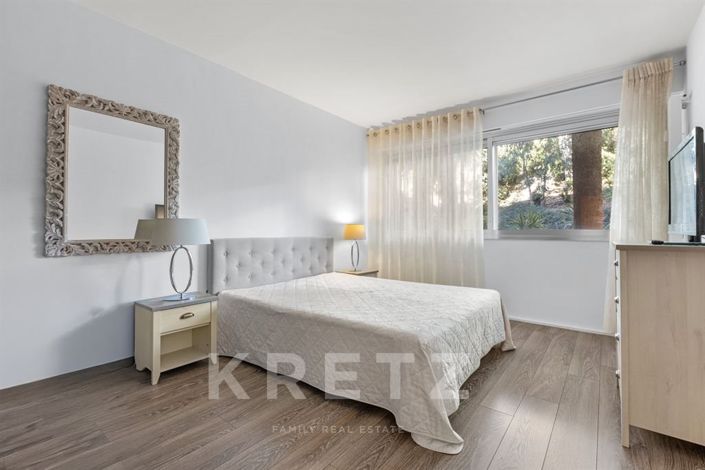 Image No.12-3 Bed Apartment for sale