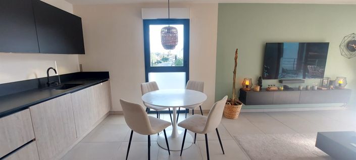 Image No.4-Appartement de 2 chambres à vendre à Saint-Raphael