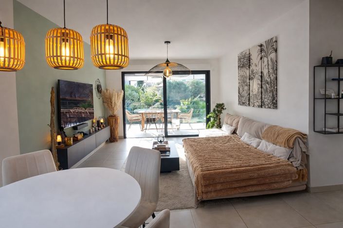 Image No.6-2 Bed Apartment for sale