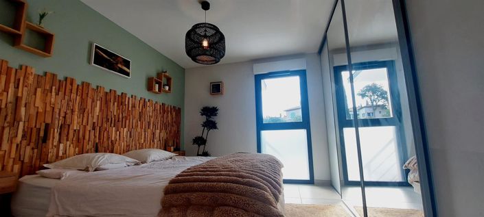 Image No.8-2 Bed Apartment for sale