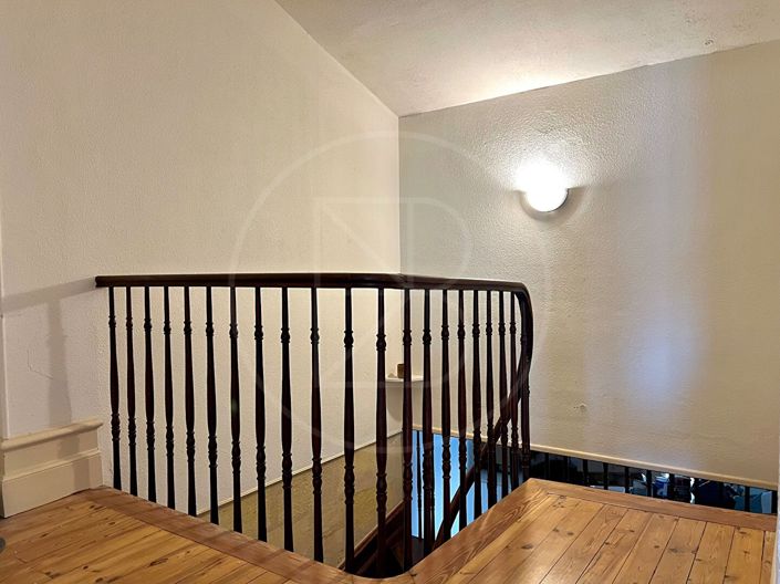 Image No.11-3 Bed House for sale