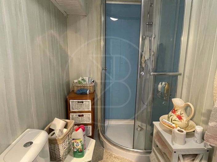 Image No.9-2 Bed House for sale