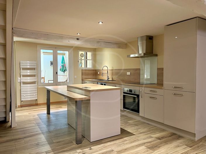 Image No.4-2 Bed House for sale