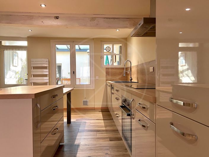 Image No.5-2 Bed House for sale