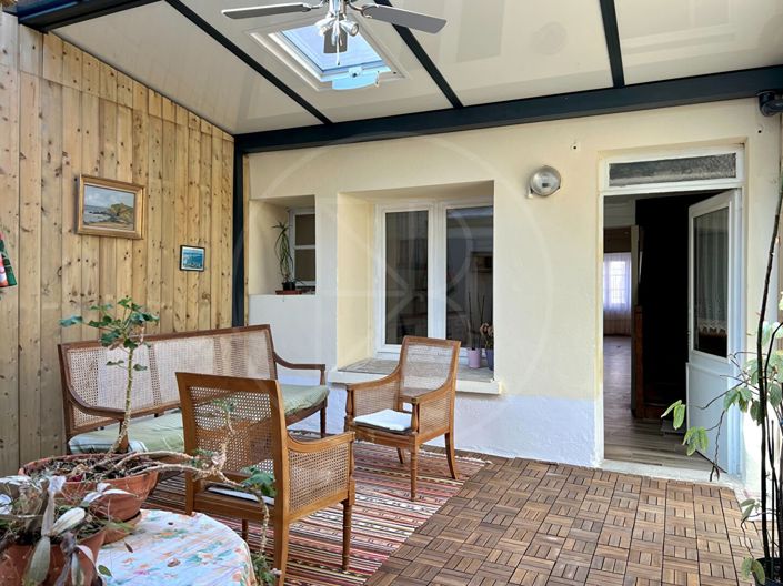 Image No.7-2 Bed House for sale