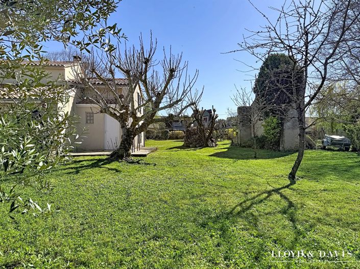 Image No.19-4 Bed House for sale