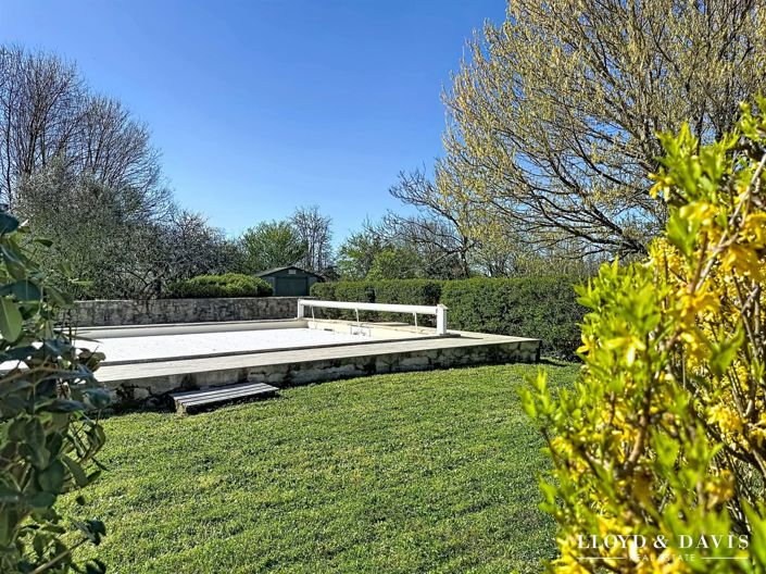 Image No.20-4 Bed House for sale