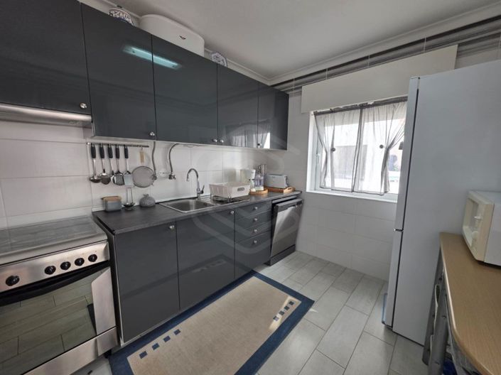 Image No.10-1 Bed Apartment for sale