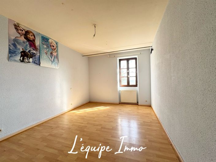 Image No.8-3 Bed House for sale