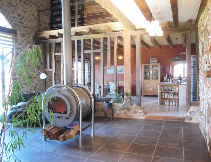 Image No.17-10 Bed House for sale