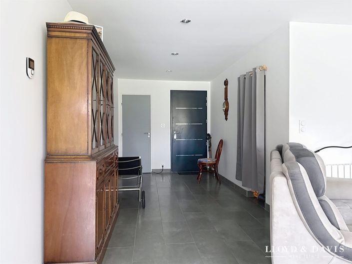 Image No.16-3 Bed House for sale