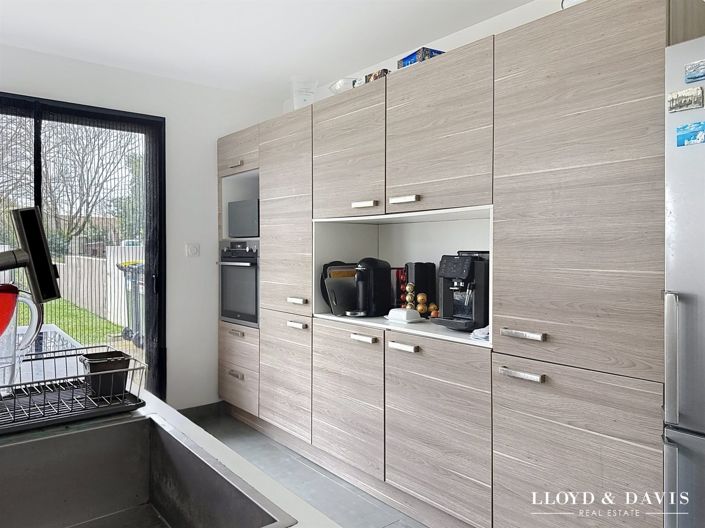 Image No.4-3 Bed House for sale