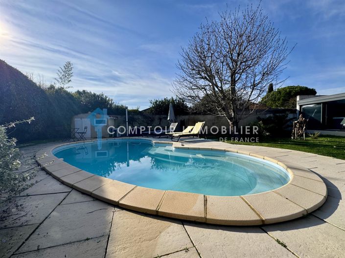 Image No.21-5 Bed House for sale