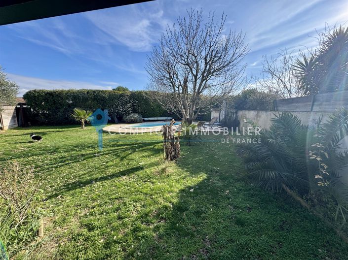 Image No.24-5 Bed House for sale