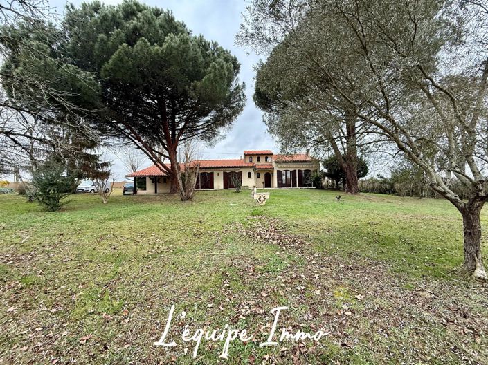 Image No.12-4 Bed House for sale