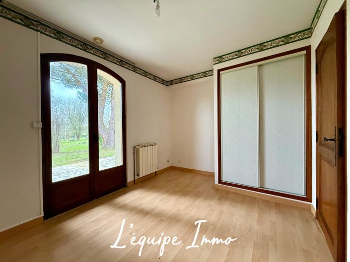 Image No.5-4 Bed House for sale