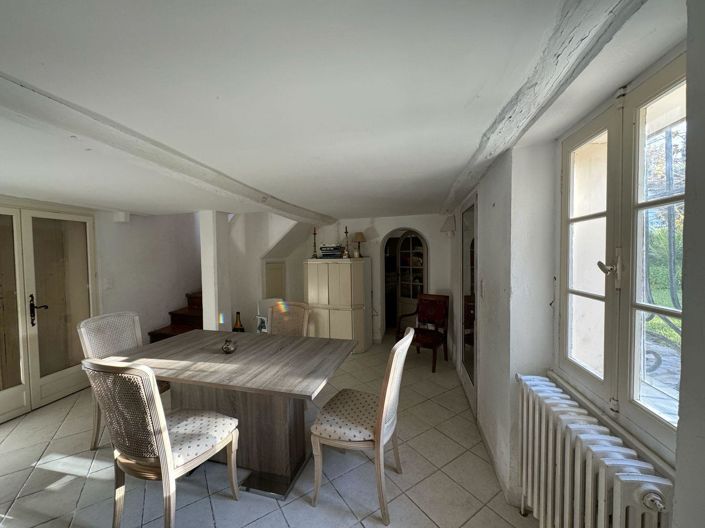 Image No.6-3 Bed House for sale