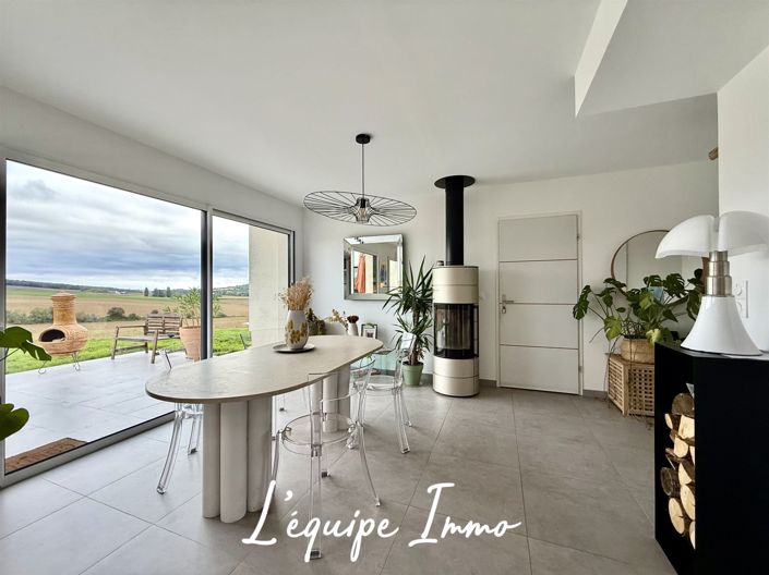 Image No.4-4 Bed House for sale