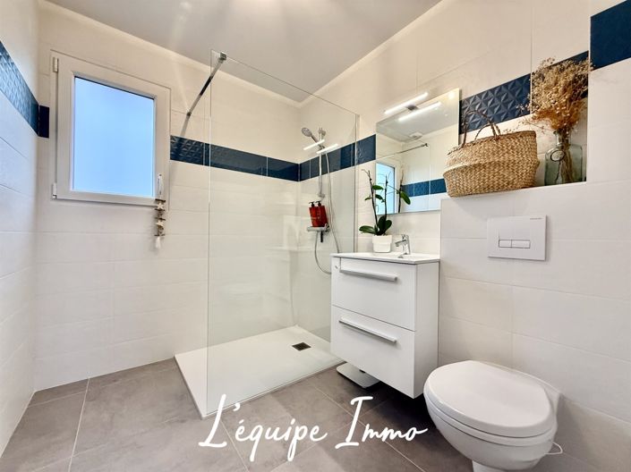 Image No.5-4 Bed House for sale