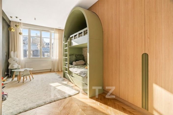 Image No.7-3 Bed Apartment for sale