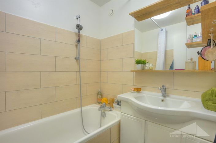 Image No.5-Appartement de 1 chambre à vendre à Gex