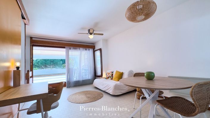 Image No.3-2 Bed House for sale