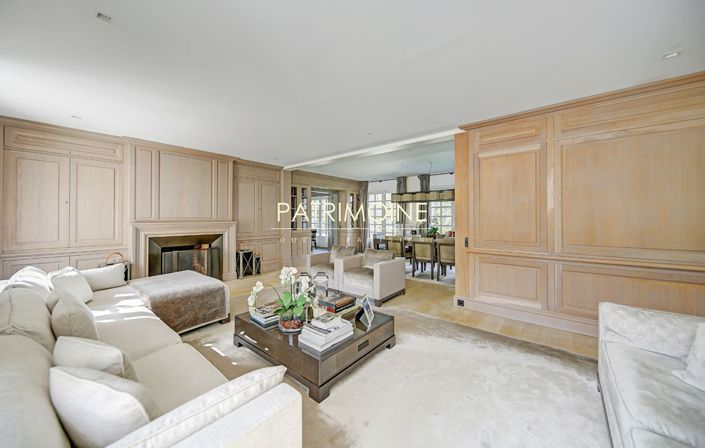 Image No.3-Propriété de 9 chambres à vendre à Rueil-Malmaison