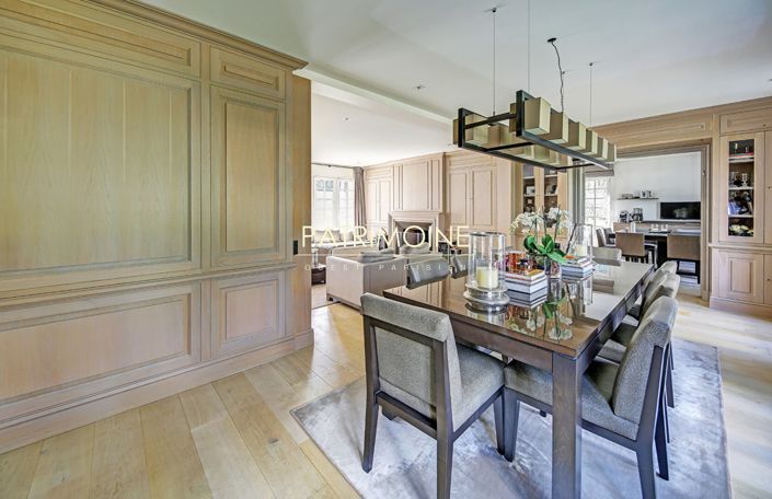 Image No.6-Propriété de 9 chambres à vendre à Rueil-Malmaison