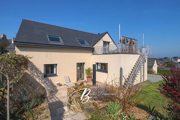 Image No.2-4 Bed House for sale