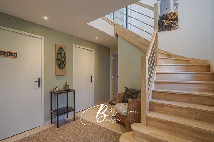 Image No.3-4 Bed House for sale