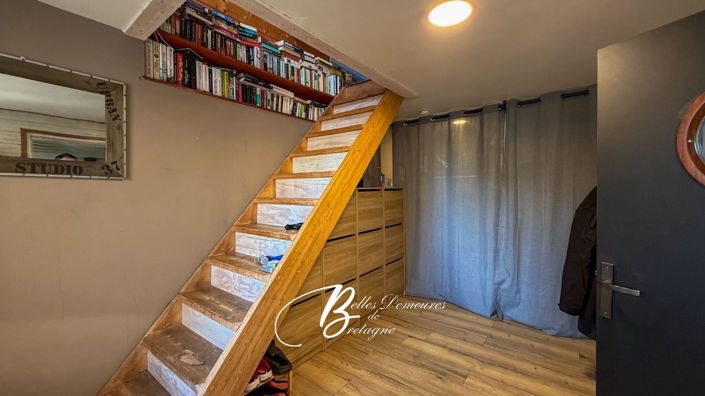 Image No.19-4 Bed House for sale