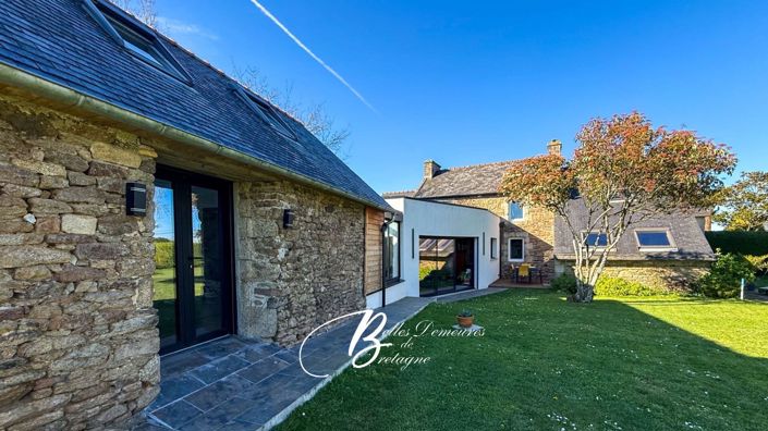 Image No.2-4 Bed House for sale