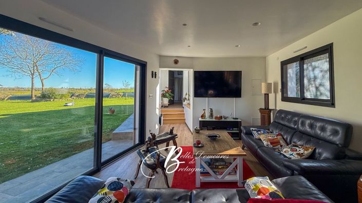 Image No.8-4 Bed House for sale