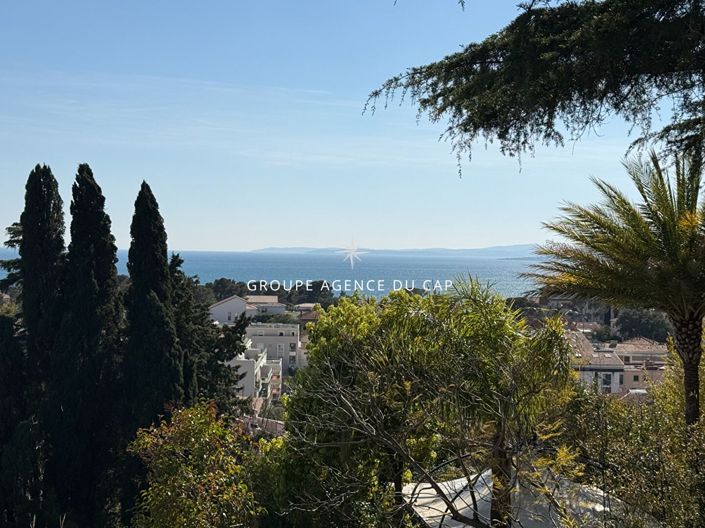 Image No.2-2 Bed House for sale