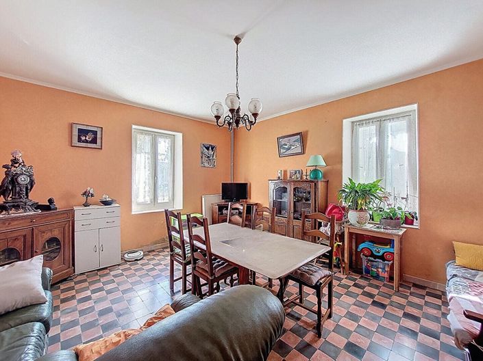 Image No.6-4 Bed House for sale