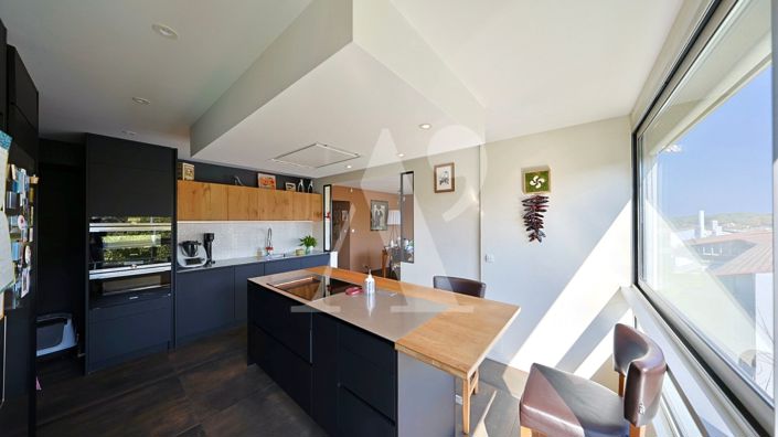 Image No.11-4 Bed Apartment for sale