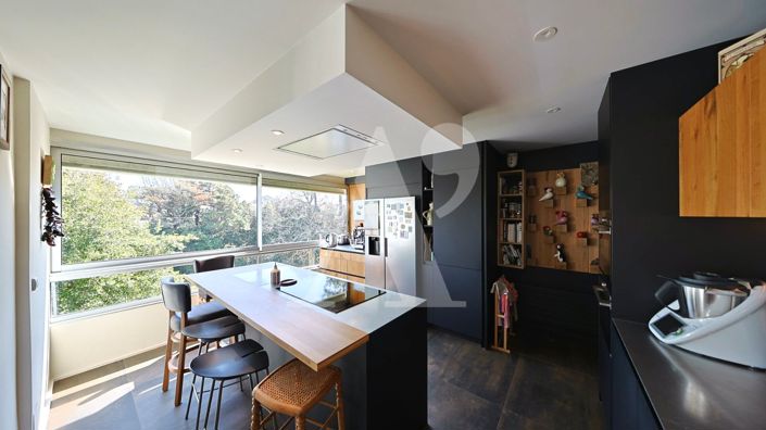 Image No.13-4 Bed Apartment for sale