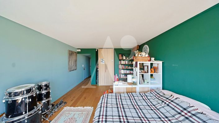 Image No.17-4 Bed Apartment for sale