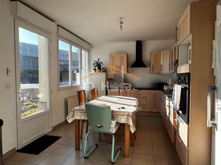 Image No.4-Maison de 4 chambres à vendre à La Selle-Guerchaise