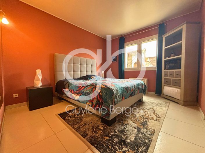 Image No.14-5 Bed House for sale