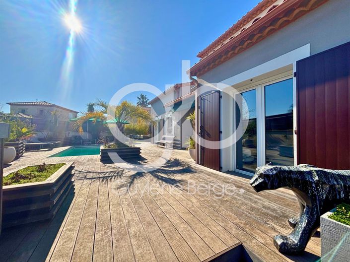 Image No.3-5 Bed House for sale