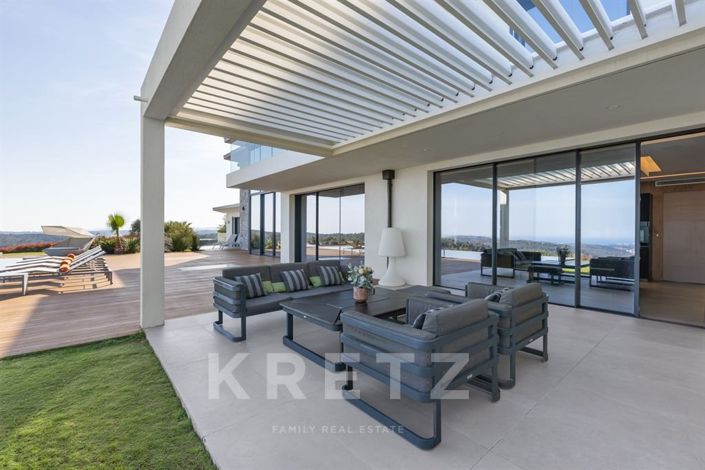 Image No.11-5 Bed House for sale