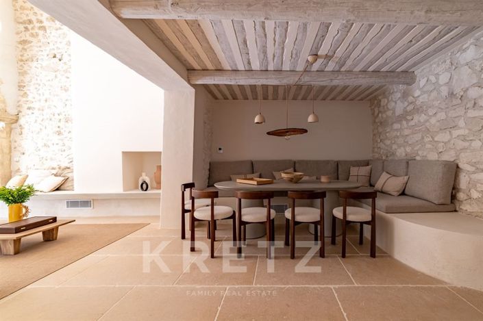 Image No.22-6 Bed House for sale