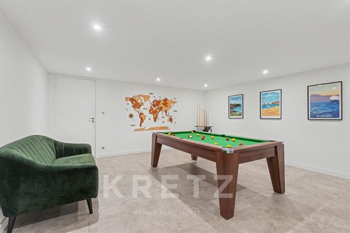 Image No.12-5 Bed House for sale