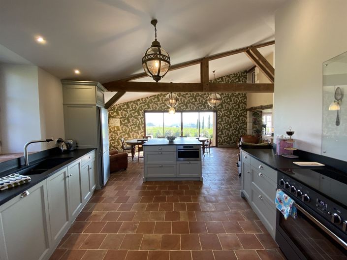 Image No.22-4 Bed House for sale