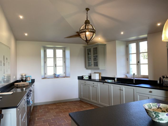 Image No.25-4 Bed House for sale